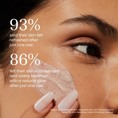 AHA & Algae Exfoliating Daily Cleanser hover view